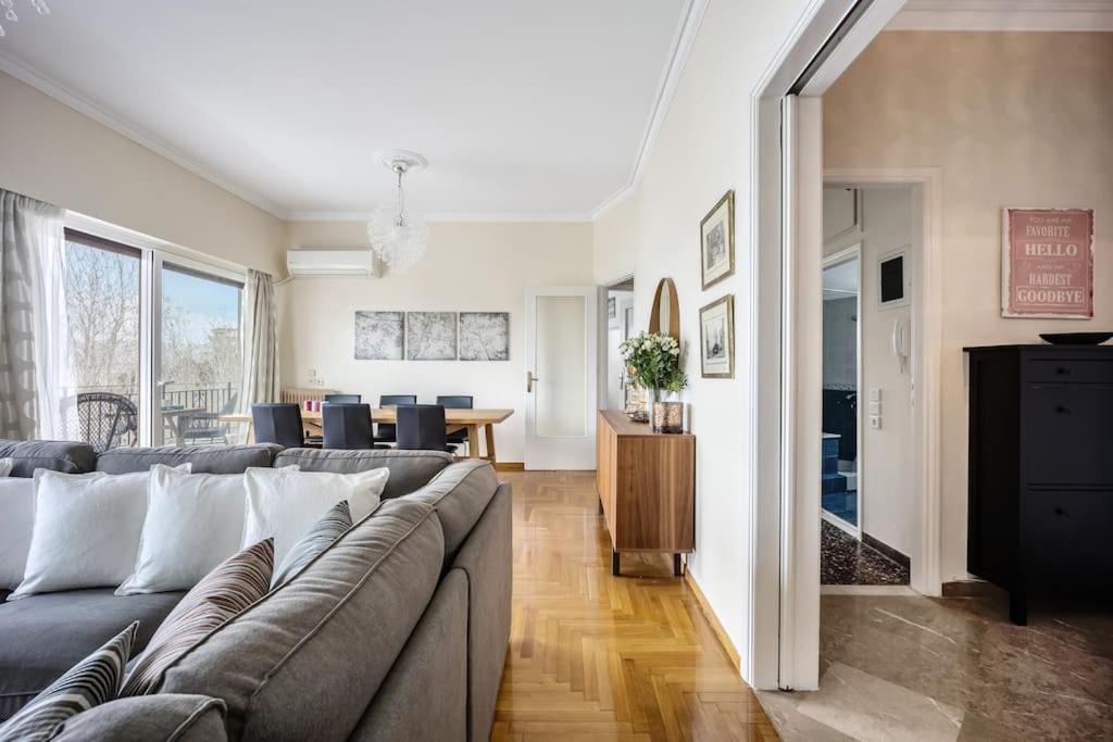 Bright Central Apartment With Splendid Sea View! Халкис Екстериор снимка