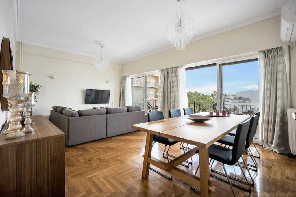 Bright Central Apartment With Splendid Sea View! Халкис Екстериор снимка